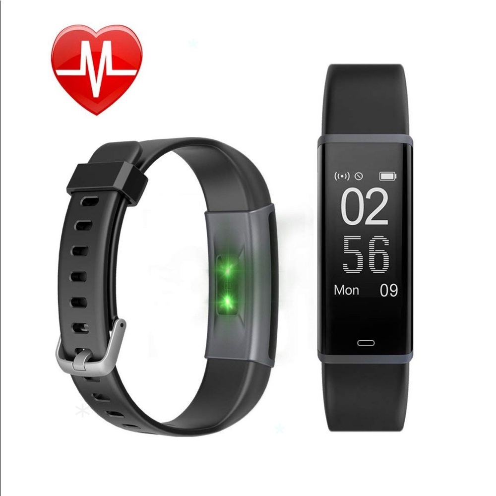 NWT Let’s fit fitness tracker 130hr in black
